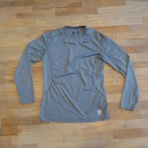 Nike Pro Combat Long Sleeved Shirt Gray Men's Medium